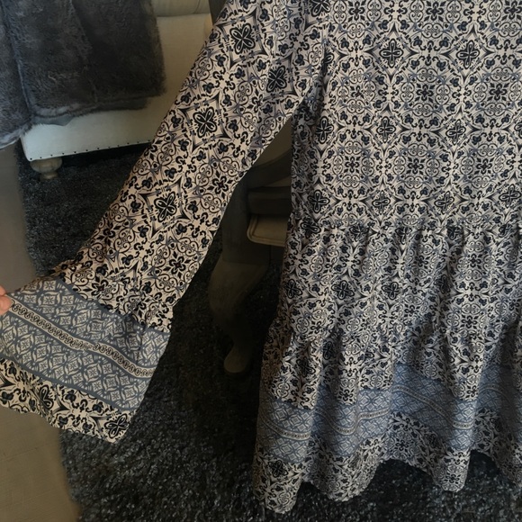 One Clothing Patterned Ruffle dress - Picture 2 of 5